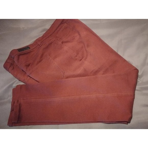 Massini – Burgundy Jegging Pants - Picture 2 of 7